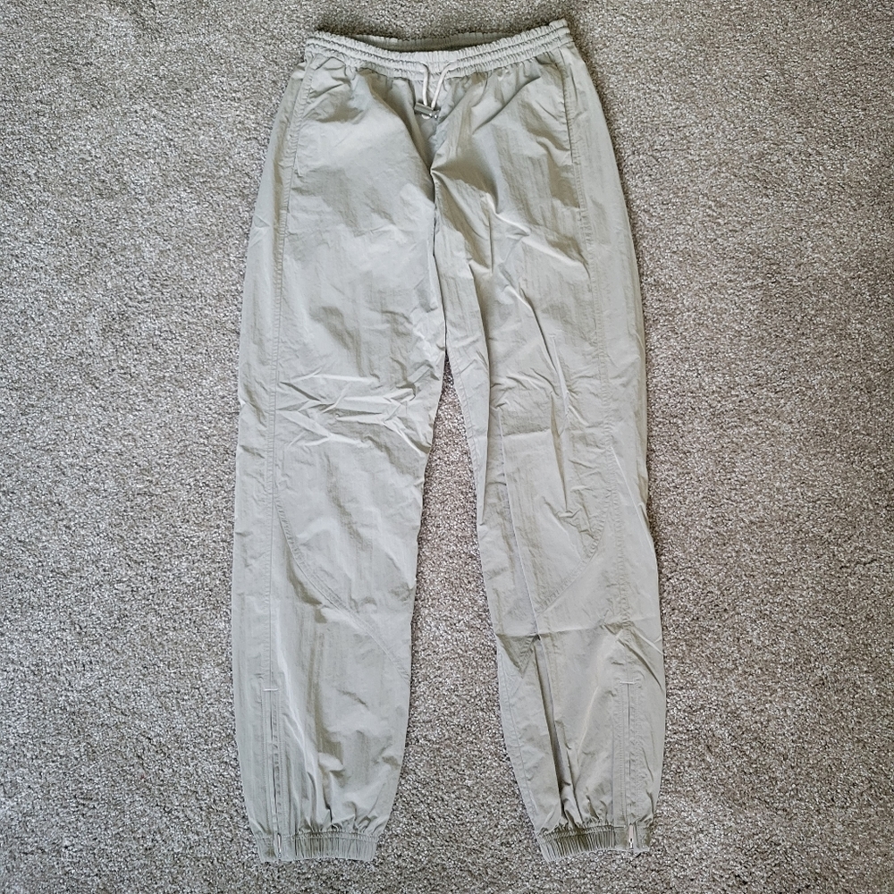 NWOT Lululemon Evergreen Track Pant
